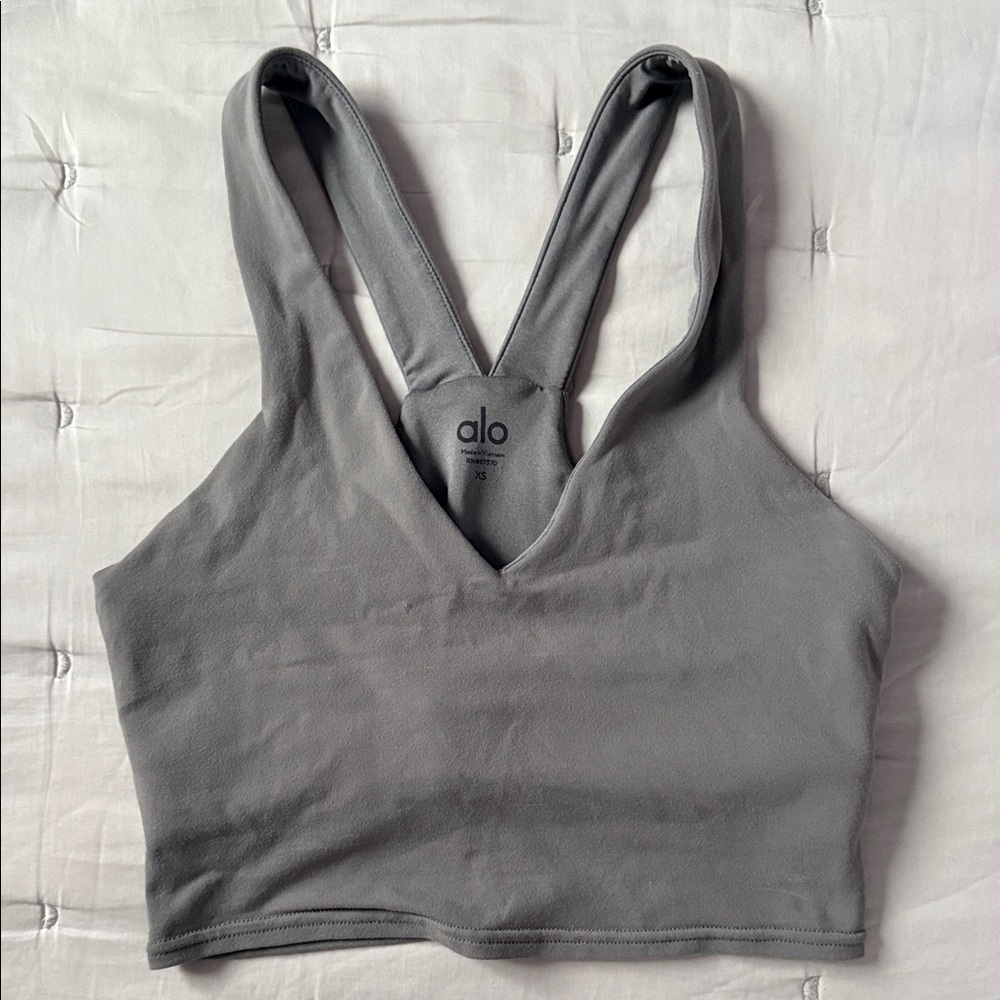 ALO Yoga Women's Gray Sports Bra
